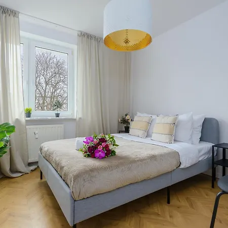 Lumina I 2br Near The Center I Parking I Balcony * Warszawa