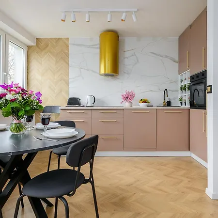 Διαμέρισμα Lumina I 2br Near The Center I Parking I Balcony