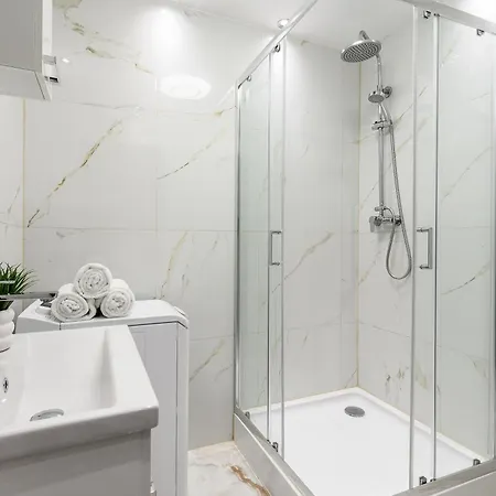 Lumina I 2br Near The Center I Parking I Balcony *